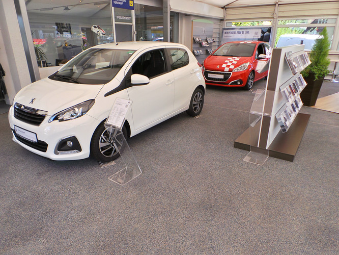 dealer showroom